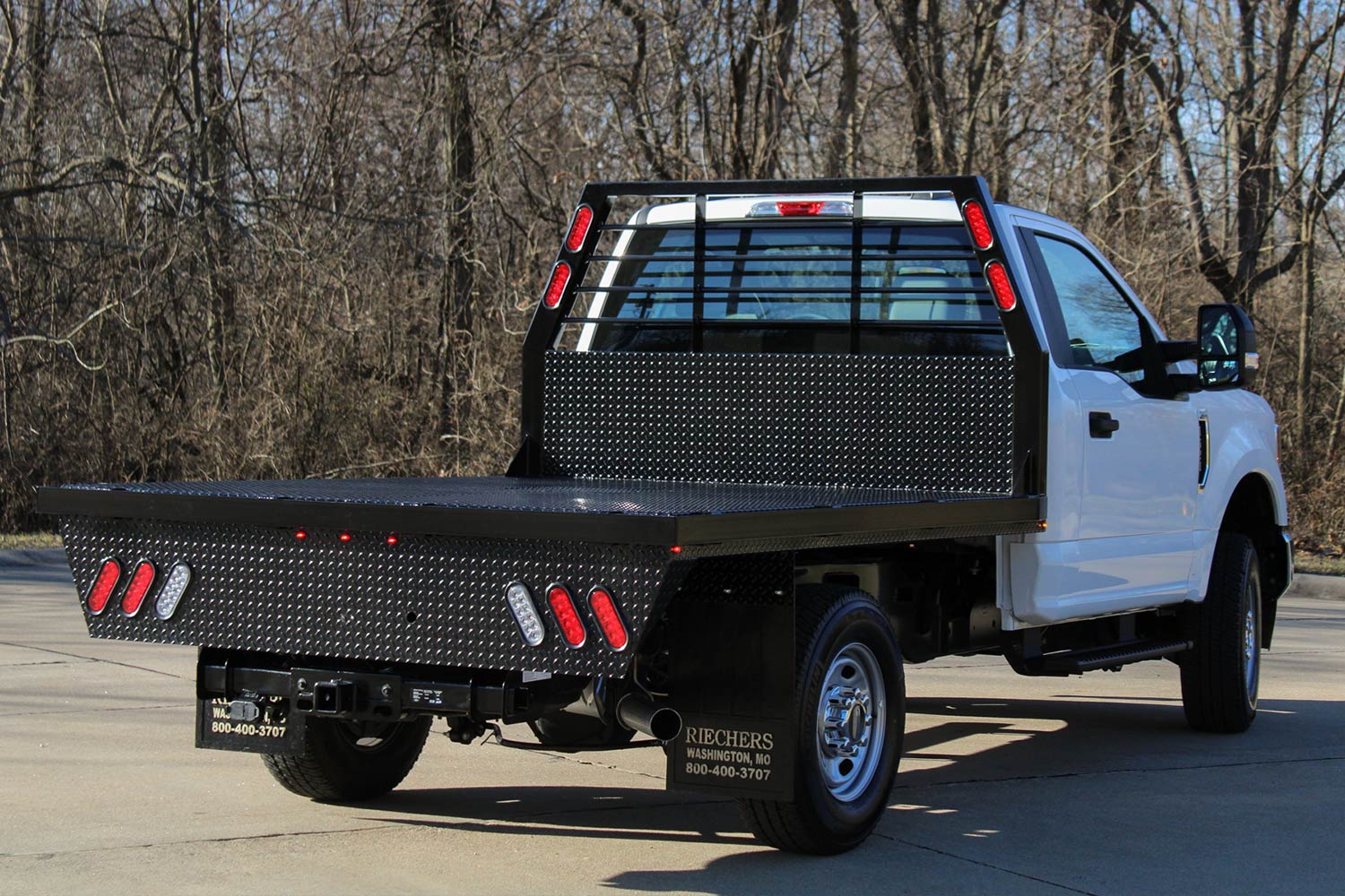 HD Flatbeds/Flatbed Bodies by Reichers Truck Bodies